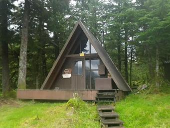W15, Loop: AREA BERG BAY CABIN