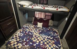 Goin’ Big Triple Slide Bunk House