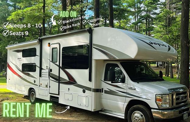 The Bunkhouse Motorhome | Sleeps 8