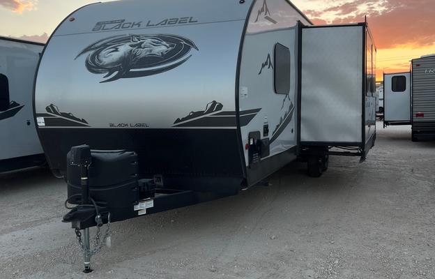 2023 Forest River RV Cherokee Grey Wolf Black Label 26DBHBL RV rental photo 1