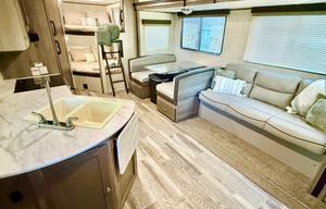 sleeps 9 + fully furnished