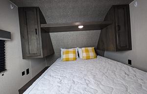 Starcraft Autumn Ridge | Comfy Modern Camper