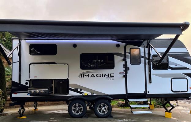 Luxury Family Camping with Bunks & Outdoor Kitchen