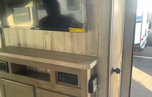New 2023 Surveyor Bunkhouse with 4 bunks