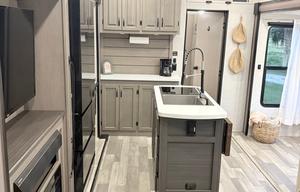 2023 Chaparral 375BAF RV rental photo 9