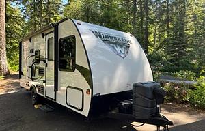 2017 Winnebago Micro Minnie 1700BH
