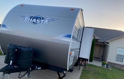 2020 Shasta RVs Shasta 25RS