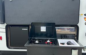 CLEAN functional Camper