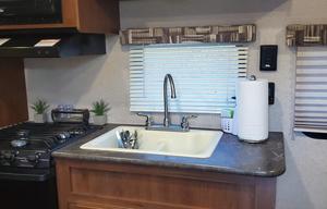 2016 Jayco Jay Flight, Sleeps 8 - 10, Bumper Pull