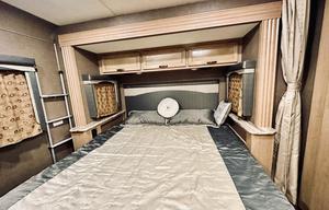 2018 Thor A.C.E. Class A | Sleeps 8 | 28Ft Long