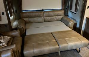 2014 Heartland Bighorn 3585RL