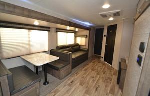 2020 KZ Connect! Beautiful, spacious, and cozy!