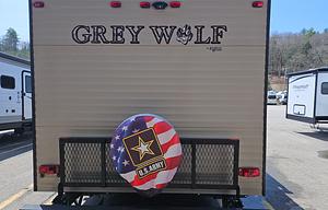 2016 Cherokee Grey Wolf 26DBH RV rental photo 6