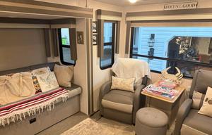 2023 Forest River Salem Platinum 32RETX TT