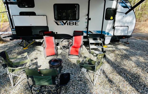 Caribou Camper - Sleeps up to 6