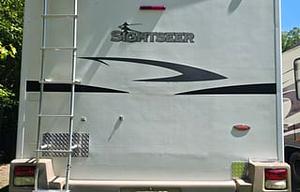 2008 Winnebago Sightseer 35J Bunkbed Model