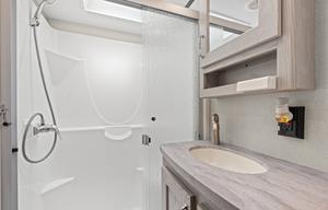 2 Brm w/a loft Coastal Adventure 5th wheel retreat