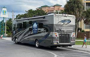 2021 Diesel, Bunks, 2 Full Baths