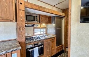2025 Ice Castle RV Edition
