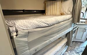 Modern Farmhouse Bunkhouse Motorhome 2022 Alante