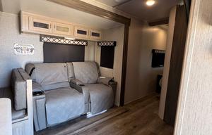 2020 Coachmen RV Freedom Express Liberty Edition