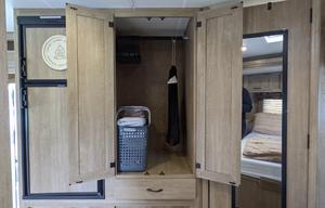 Free Wifi | Easy to Drive | Sleeps 7 | Big Battery