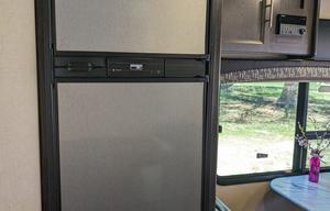 2017 Dutchmen RV Kodiak Ultra Lite 186E