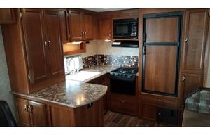 2015 Prime Time Avenger 28RKS