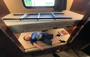 2017 Fleetwood Storm 36F - Will work w/your budget