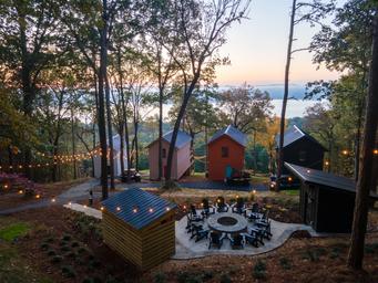ReTreet Resort