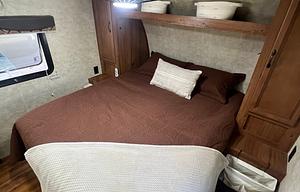 Clean Couples Camper-Delivery  or Self-Tow Option