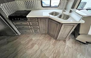 2018 Winnebago Forza 36G
