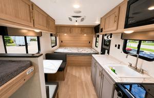 2025 KZ Sportsman 21ft Camper, Lightweight + Solar