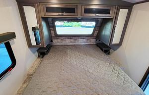 2022 Keystone RV Cougar 30 BHS BUNK HOUSE