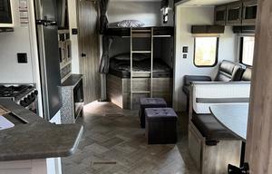 Amazing Bunkhouse, Outside Kitchen, Fireplace