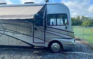 2015 Southwind 34A RV rental photo 7