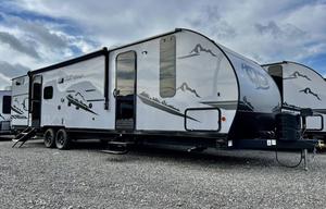 2022 Forest River Cherokee Black Label 29TEBL