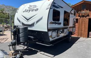 2021 Jayco Jay Feather Micro 17’