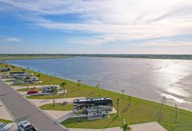 Encore Tranquility Lakes