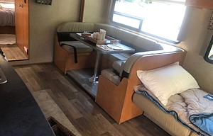 Super Clean 2019 Winnebago Minnie Winnie 31K