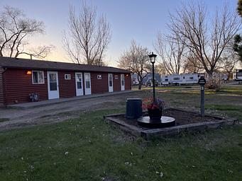 Country Cabins & RV Park