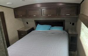 2015 Heartland Sundance 3400QB RV rental photo 4