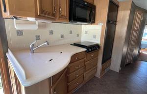 Beautiful Bay Star - Huge Floor Plan!