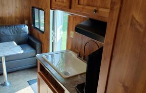 2012 Keystone RV Fireside 18FDBH