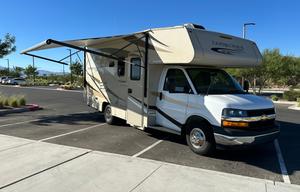 ❤️ Coachmen Leprechaun  Class C ❤️