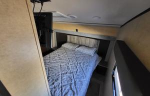 2018 Forest River RV Cherokee Arctic Wolf 315TBH8