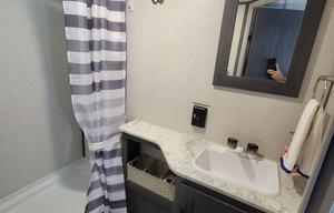 ★FULL size BUNKS★Sleeps 6★Exit 407
