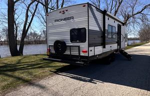 Fully Stocked Family Bunkhouse We Deliver & Set Up