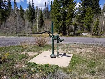 Pine CG Water Handpump