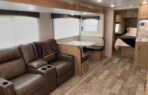Spacious!! 2021 Winnebago Minnie 2701RBS